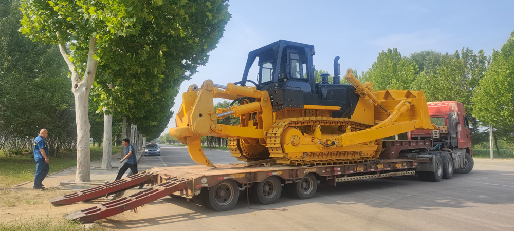 Prueba en el lugar del bulldozer SD32 de 320HP completada, listo para enviar a Argelia