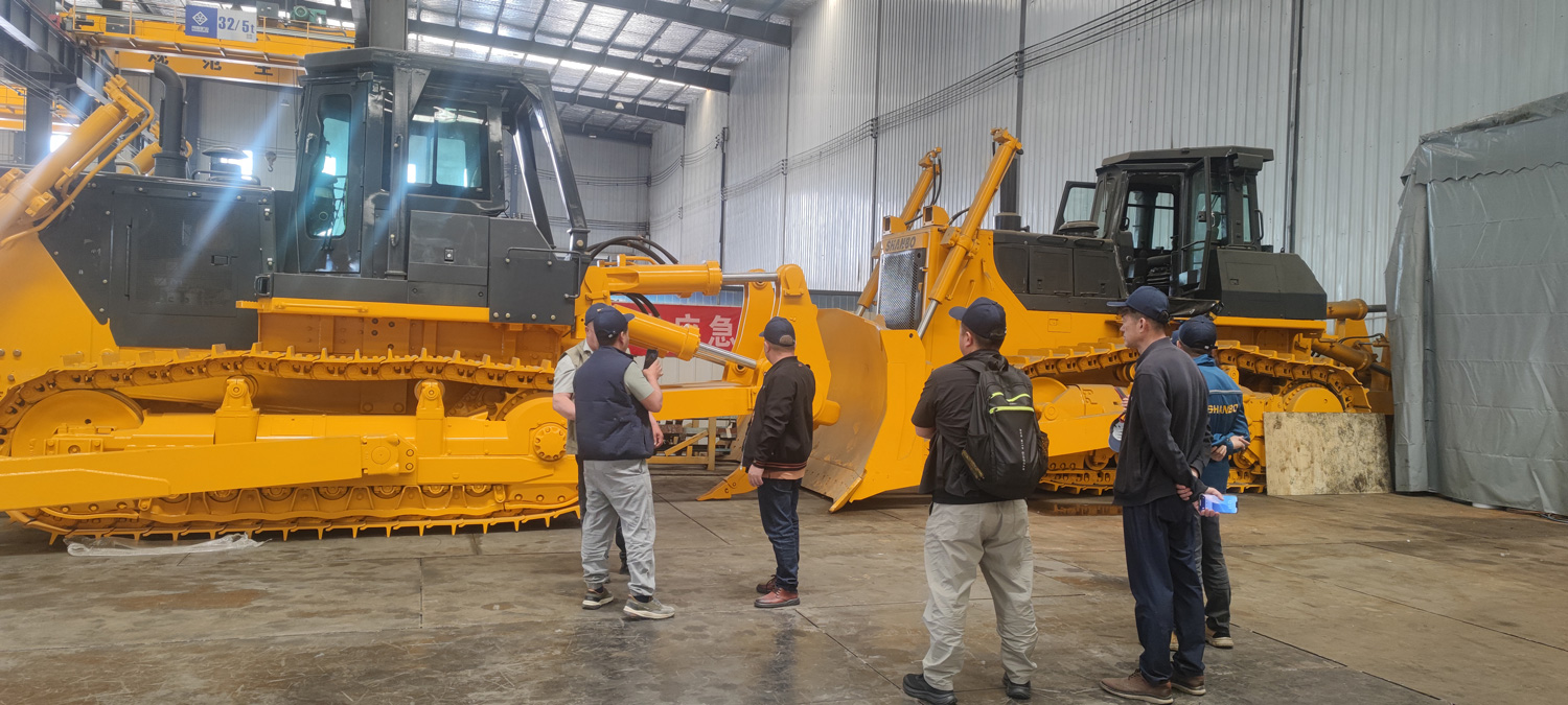 Fábrica de bulldozers china